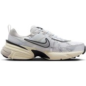 Resim Nike V2k Run Kadın Koşu Ayakkabı Fd0736-100 Beyaz Beyaz 
