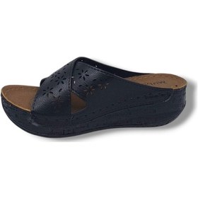 Resim Zerhan 2652 Kadın Siyah Günlük Kullanım Dolgu Topuk Terlik Siyah 