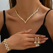 Resim Kolye + Küpe + Bileklik Seti, Püskül Tasarımlı - Akşam Giyimi ve Günlük Kullanım İçin Uygun 