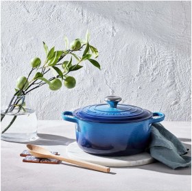 Resim Döküm Demir Yuvarlak Güveç Tenceresi, 28CM, 6,7 L, Ideal Yavaş Pişirme ve Fırınlama Için 