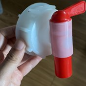 Resim DN61 61mm Kırmızı Saplı Plastik Bahçe Musluğu - Klasik Tarz, Merkez Montaj, Avrupa ve Amerika Konumlari, İçme Suyu Kullanımı Yok, Kurulum Donanımı Dahil, Bahçe Sulama Sistemi, Dayanıklı Plastik İnşaat 