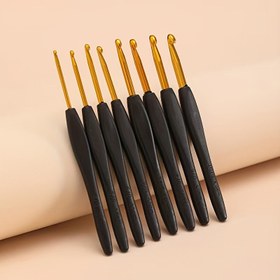 Resim 8 Adet Siyah Plastik Yumuşak Saplı Tığ İğne Seti, El Yapımı Projeler İçin DIY El Sanatları Örgü Aletleri 