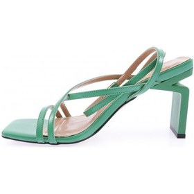 Resim Dgn K9001 Kadin Küt Burun Çapraz Bantli Topuklu Sandalet K9001-1748-R1938 Yeşil 