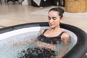 Resim Lay-Z-Spa® Glacial Dip™ 6002Q Soğuk Terapi Buz Banyosu Küveti, 2 Kişilik 