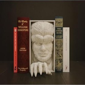 Resim Kurt Adam Figürlü Kitap Tutucu beyaz 