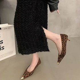 Resim Kadınlar için Şık Leopar Desenli Kedi Topuğu Pompalar - Hafif, Sivri Burunlu, Kauçuk Tabanlı & Mikrofiber Astarlı 
