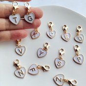 Resim 1 adet Yeni 26 İngilizce Harfli Karides Tokası Aşk Mektubu Anahtarlık Etiket Tokası Çantalar Cüzdanlar Kulaklık Setleri Araba Anahtarları Diy Aksesuarlar Kolye Anneler Günü Tatil Hediyeleri Tatil Parti Hediyeleri Arkadaşlar Doğum Günü Hediyeleri 
