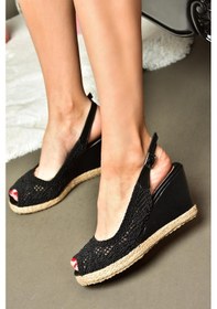 Resim Fox Shoes P241011606 Siyah Dantel Dolgu Topuklu Kadın Ayakkabı 