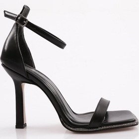 Resim Dgn 2025 Kadin Kalin Bantli Silver Taş Detayli Bilekten Kemer Bağlamali Arkasi Kapali Topuklu Sandalet 2025-2219-R1534 Siyah 