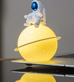 Resim CİYU TİCARET Şarjlı masa lambası astronot ve ay görselli masa lambası dekor ışık 