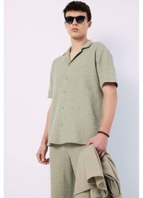 Resim DeFacto Regular Fit Yazlık Apaş Yaka Kısa Kollu Gömlek D8932AX25SPKH271 