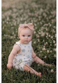 Resim Antebies Bambu Sustainable Minik Çiçekler Desenli Omuzda Çıtçıtlı Kolsuz Şortlu Balon Kız Bebek Tulum Bej 