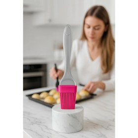 Resim Transformacion Silikon Yumurta ve Yağlama Fırçası- Isıya Dayanıklı Kompakt Mutfak Yardımcısı 722587 