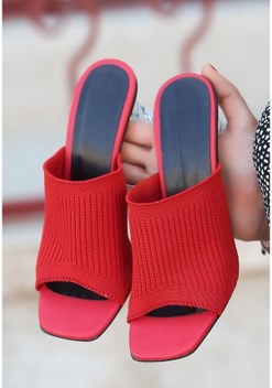 Yeşil Saten Kumaş Kalın Topuklu Kadın Terlik M570021204