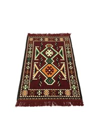 Resim Shark Anadolu Kilim Bordo Renkli 