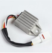 Resim Yifomall Ktm250 300 400 İçin Yüksek Kaliteli Alüminyum Voltaj Regülatörü - 2728101000/80011034000 Uyumlu Gümüş 