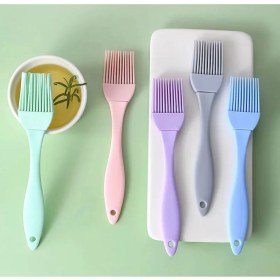 Resim Silikon Yağlama ve Yumurta Sürme Hamur Fırçası, Pratik ve Kullanışlı Mutfak Aracı 