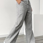 Resim Kadınların Şık Çizgili Düz Bacak Pantolonu, Hafif Gri Dikey Çizgiler, Polyester Kumaş, Yan Cep Detayları, Makinede Yıkanabilir, Her Mevsim Rahatlık, Çok Yönlü Moda Pantolonu | Bağcıklı Bel Bandı | Geniş Alt 