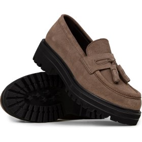 Resim Deery Kadın Hakiki Süet Vizon Rengi Püsküllü Loafer - 02020ZVZNE01 