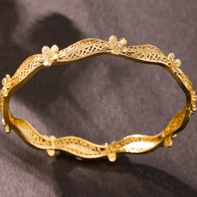 Resim 1 adet Zarif 18K Altın Kaplama Kadın Bilekliği Çiçek Tasarımı ile - Lüks Alaşım, Düğünler, Partiler ve Günlük Giyim için Mükemmel - Anneler Günü, Günlük Aksesuar için İdeal Hediye | Çiçek Desenli Bileklik | Dayanıklı Bileklik 