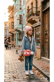 Resim RMY MODA Sevimli Hayvan Figürlü Çapraz Askılı Ponpon Detaylı ve Kalp Gözlü Çocuk Çantası 