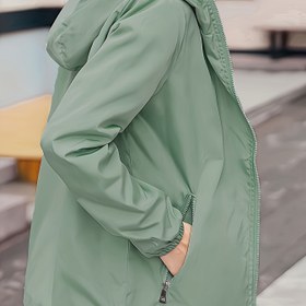 Resim Kadınların Hafif Zeytin Yeşili Kapüşonlu Ceket, Fermuarlı Cep Detaylı, Rahat Gevşek Uyumlu Uzun Kollu Rüzgar Kesici, İlkbahar ve Sonbahar için, Dayanıklı Açık Hava Ceketi, Kapüşonlu Ceket, İlkbahar Dış Giyim, Minimalist Tasarım, Fonksiyonel Cep Detayları 