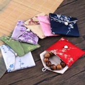 Resim 6 Adet Şık Nakışlı Takı Çantaları İmitasyon Düğme ve Cırt-Cırt Kapatmalı, 7x8 cm Toz Geçirmez Saklama Torbaları, Mücevher Sergisi için, Hediye Paketi, Doğum Günü Partisi Hediyeleri - Çok Renkli Çiçek Desenleri 