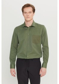 Resim AC&Co / Altınyıldız Classics Erkek Hakı Pamuklu Tailored Slim Fit Dar Kesim Klasik Yaka Armürlü Cepli Gömlek Haki 