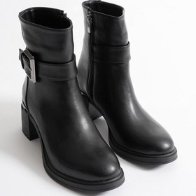 Resim Ravena Kadın Siyah Deri Fermuarlı Metal Aksesuarlı Kalın Topuklu Bot 6 Cm Siyah 