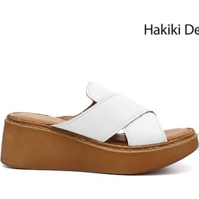 Resim Gönderi R Beyaz Dolgu Taban Hakiki Deri Terlik Bej - Beyaz - Kırmızı 