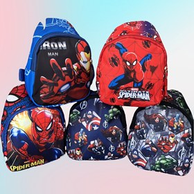 Resim Marvel Spider-Man Tasarımı Büyük Kapasiteli Crossbody Çanta - Ofis, Tatil ve Günlük Kullanım İçin Uygun, Hafif ve Rahat Sırt Çantası, Ayarlanabilir Askılı, Elde Yıkanabilir, Kolay Temizlenebilir Para Cüzdanı 