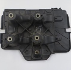 Resim VOLKSWAGEN BORA- 99/05; AKÜ KORUYUCU PLASTİĞİ ALT (BFN) 1J0915333A 