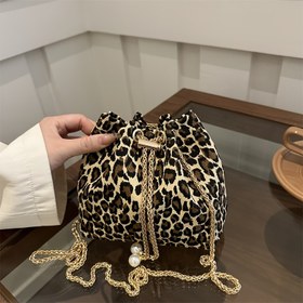 Resim Kadınlar için Retro Leopar Baskılı Kova Çanta, Çıkarılabilir Zincir Askı & Aksanlar - Ayarlanabilir Omuz Çantası, İpli Kapama, Polyester Astar - Haki/Koyu Kahverengi/Beyaz/Yeşil, Leopar Desenli Çanta, Çok Yönlü Moda Aksesuarı, Şık El Çantası 
