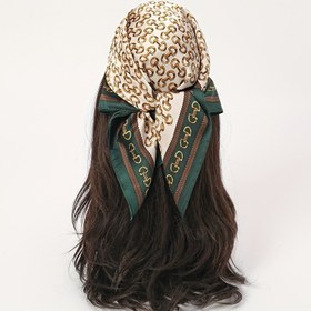 Resim 1 Adet Kadınlar İçin Lüks Şık Zincir Baskılı Bandana Eşarp - 69.85 cm Kare Vintage Polyester Baş Sarmağı, Kahverengi/Altın/Krem Renk Blok Tasarımı Güneş Koruma, Rüzgar Koruması ve Plaj Gezileri için, Çok Yönlü Saç Eşarbı & Moda Aksesuarı, İdeal Hediye 
