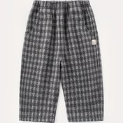 Resim Yeni Nesil Çocuklar için Cep Detaylı, Rahat Ekose Pantolon - Lastikli Bel, Uzun Düz Bacaklı Pantolon, Erkek ve Kız Çocukları İçin, Siyah ve Beyaz Çizgili Desen, Sonbahar/Kış Gezileri İçin Mükemmel, Yeni Nesil Rahat Giyim, Klasik Yeni Nesil Pantolon, Lastikli Bel Pantolon, Dış Mekanlar İçin 