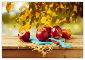 Resim Ahşap Tablo Kesme Tahtasında Kırmızı Elmalar 