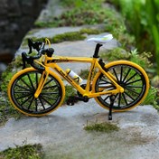 Resim 1:10 Ölçekli Döküm Metal Dağ Bisikleti Modeli - Hava Koşullarına Dayanıklı, İtme Gücüne Dayalı Yarış Koleksiyon Oyuncak - Yetişkinler İçin Mükemmel Noel, Cadılar Bayramı, Doğum Günü Hediyesi - Gri, Kırmızı, Sarı Renklerde Mevcut 