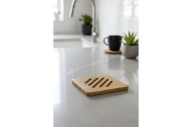 Resim Daisy Home Bambu Nihale, Yuvarlak ve Kare Çizgili, Tencere Tava Çaydanlık Için, 17 Cm, Doğal Ahşap, Nemli Bezle Silinebilir 