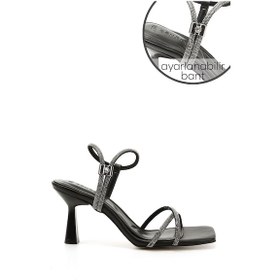 Resim Gönderi R Siyah Taşlı Taşlı Bilekten Ayarlamalı Kadeh Ökçe Sandalet Süet 