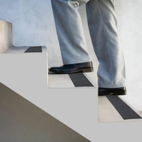 Resim Larimar Kaydırmaz Siyah Bant 50 mm x 10 mt 