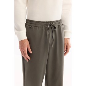 Resim AVVA Erkek Haki Beli Lastikli Bağcıklı Kolay Ütülenen Jogger Relaxed Fit Pantolon A52Y3041 