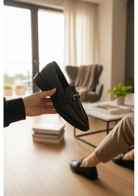 Resim Enoch Kadın Minimalist Metal Köprü Detaylı Maskülen Şehir Loafer Siyah 