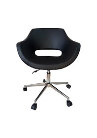 Resim Büro Koltuğu çalışma Sandalyesi Siyah Renk Suni Deri Krom Yıldı 