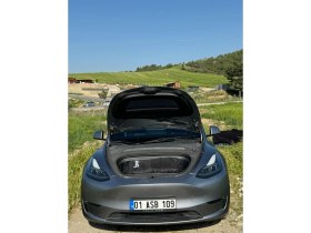 Resim Tesla Aracına Uyumlu Comfort Yatak 