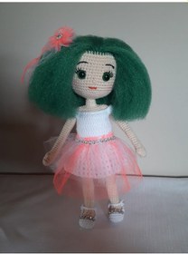 Resim Amigurumi Yeşil Saçlı Kız 