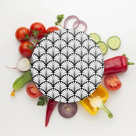 Resim Decovetro Cam Kesme Tahtası ve Sunumluk Yuvarlak Siyah Beyaz Geometrik Desenli 30X30 cm 