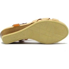 Resim Castle Black Cb45613 Krem-Taba Kadın Dolgu Topuk Kemerli Sandalet Krem 