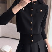 Resim Kadınlar İçin Siyah ve Altın Renk Kontrastlı Düğmeli Uzun Kollu Bel Boyunda Süveter - Sahte Cepli, Makinede Yıkanabilir Normal Kesim Sonbahar/Kış Katmanlama 