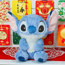 Resim 1 Adet Disney Stitch Peluş Oyuncak - Canlı Stitch Yüz Tasarımlı Yumuşak Mavi Polyester Dolgulu Hayvan, Oda, Araba, Koltuk Dekoru İçin Mükemmel - Sevgililer Günü, Noel, Doğum Günleri için İdeal Hediye, Dekoratif Peluş Oyuncak | Eğlenceli Tasarım | Şirin İşçilik 