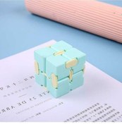 Resim Besthome1 Yeşil Parmak Rubik's Küpü, 4x8cm, Zekâ Geliştirici, Hafif Ve Dayanıklı Stres Yöneticisi 